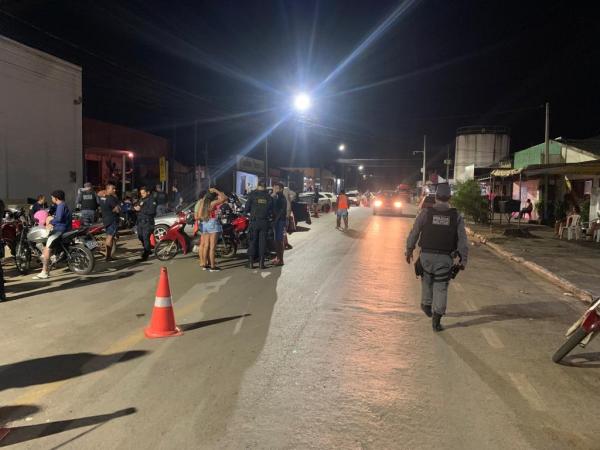 Sorriso: 4 b&ecirc;bados s&atilde;o presos e 36 ve&iacute;culos apreendidos na Lei Seca na S&atilde;o Francisco de Assis com a Tangar&aacute;