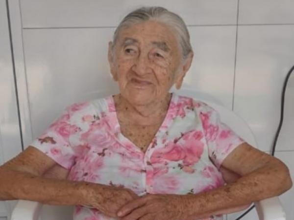 Sorriso: Prefeitura lamenta morte de Dona Junia, aos 102 anos, mãe dos servidores Leivison e Creide
