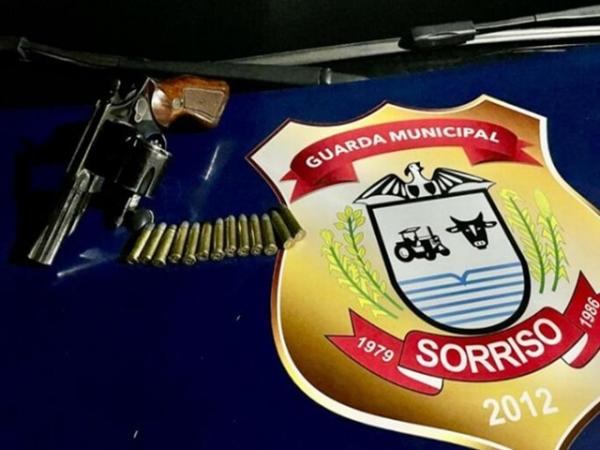 Sorriso: GCM e PM evitam tentativa de feminic&iacute;dio e apreendem arma, no Benjamin Raiser 
