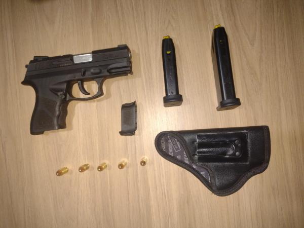 BEN: Homem &eacute; preso com pistola de uso restrito durante abordagem da PM