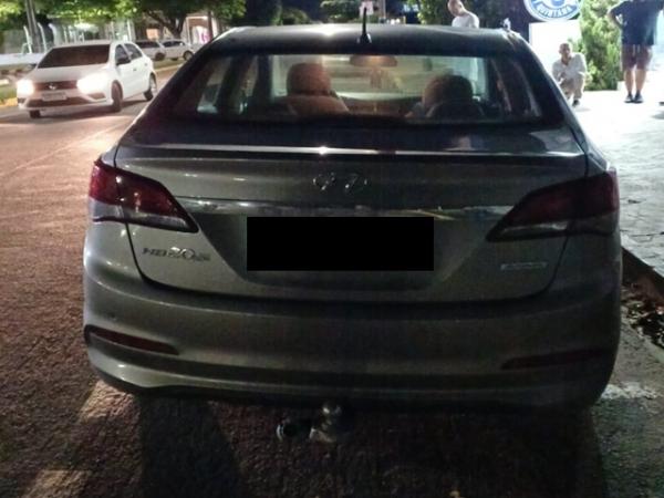 Sorriso: Carro roubado &eacute; recuperado pela PM e motorista &eacute; preso