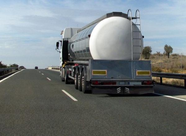 Sorriso: Caminhoneira cai em golpe e perde R$ 400 ap&oacute;s receber proposta de emprego e pagar para fazer curso de transporte de &oacute;leo diesel  