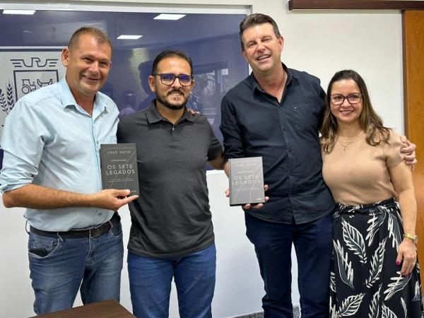 Sorriso: Pastor Jos&eacute; Neto lan&ccedil;a obra devocional "Os Sete Legados"