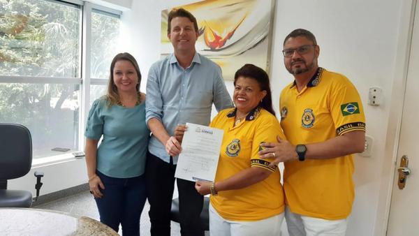 Governadora do Lions Distrito LB4 recebe título de hóspede oficial do município